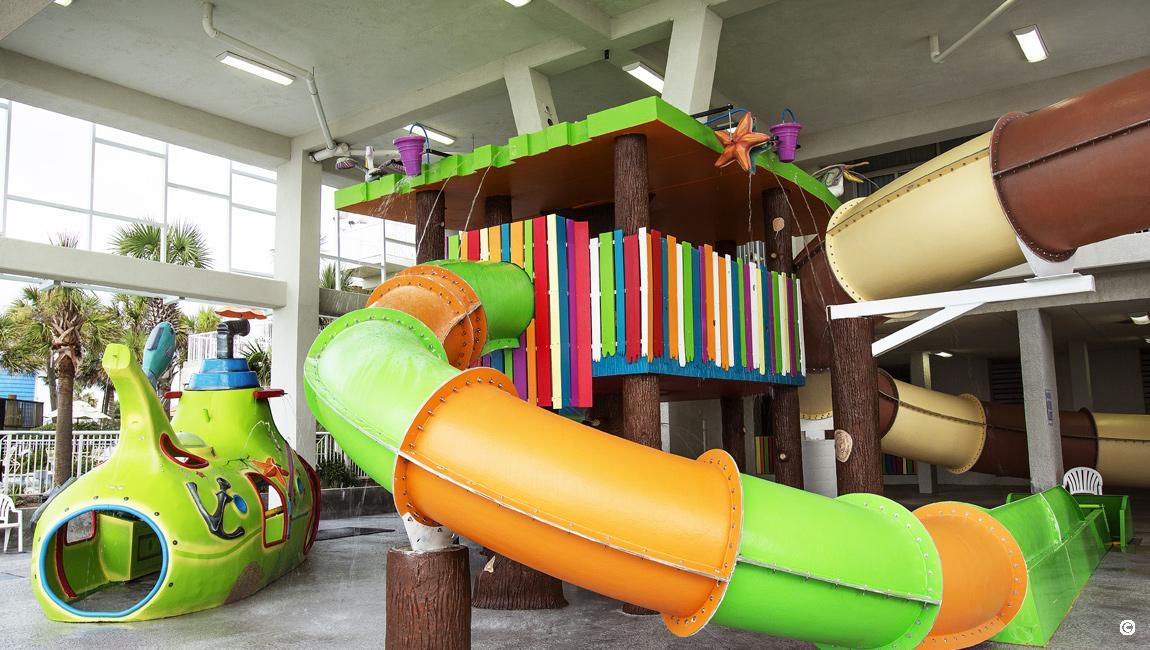 Waterpark slide